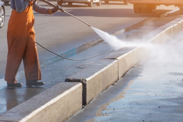 Commercial Concrete Cleaning in Anderson