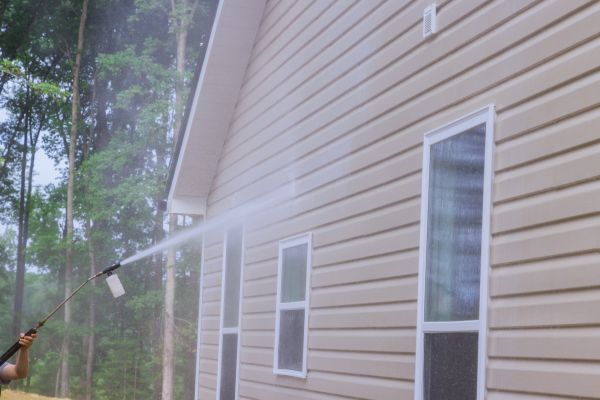 House Washing in Anderson