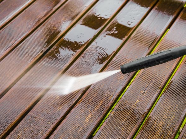 Cost of Deck Pressure Washing in Anderson