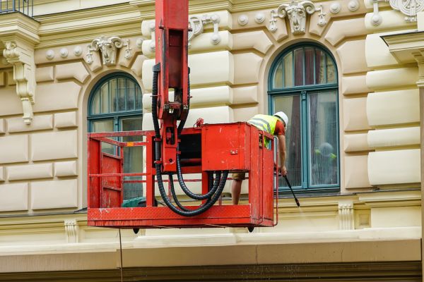 Building Pressure Washing Service